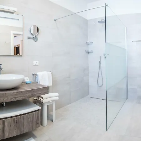 Nettuno Hotell