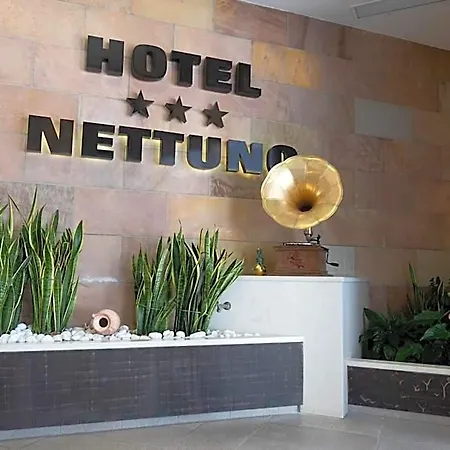 Nettuno 3*