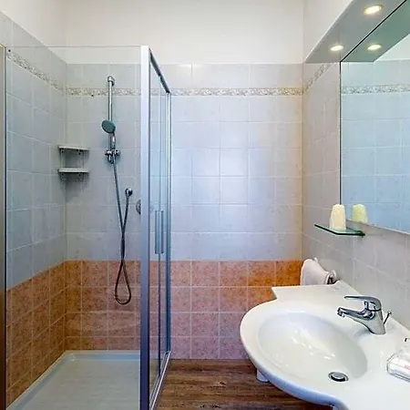 Nettuno 3*