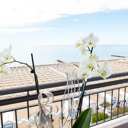 מלון Nettuno קאורלה