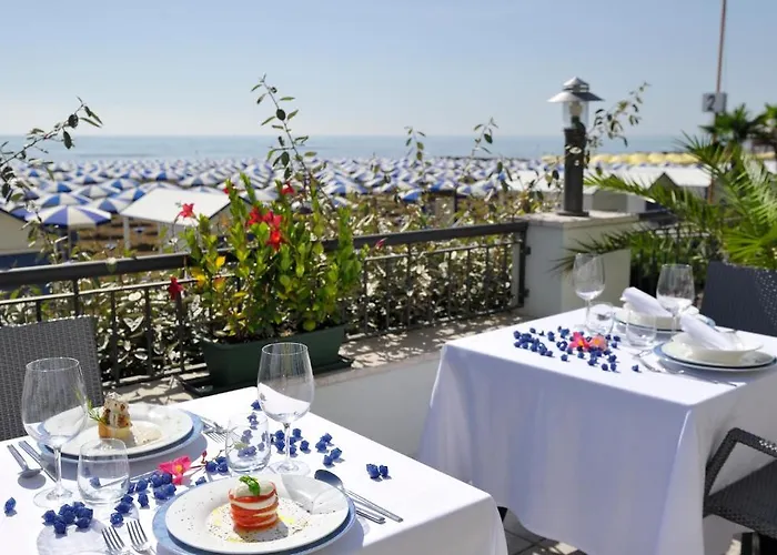 Отель Nettuno Каорле