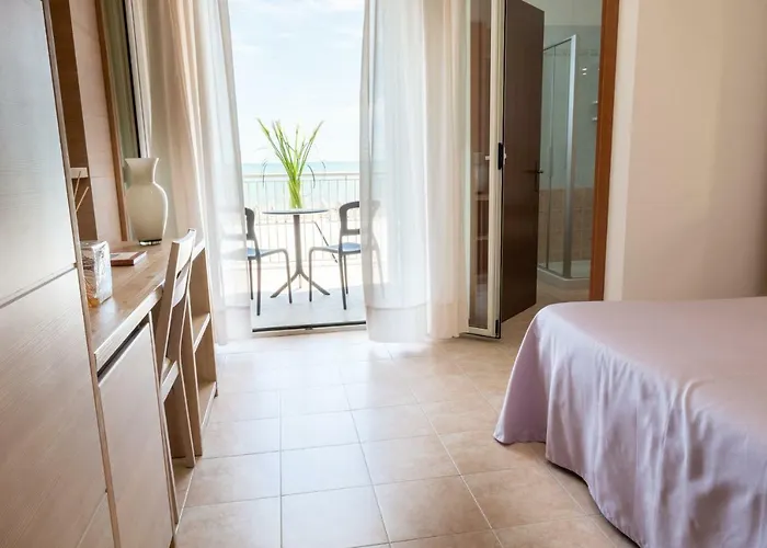 Nettuno Каорле